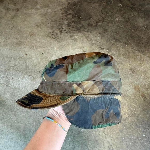 The Unbranded Brand Other - Vintage 70s Camo military Hat